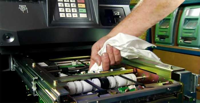 آموزش تعمیر دستگاه خودپرداز آموزش تعمیر دستگاه خودپرداز