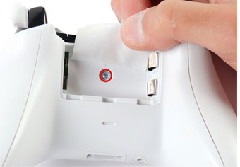 محل قرارگیری پیچ joystick