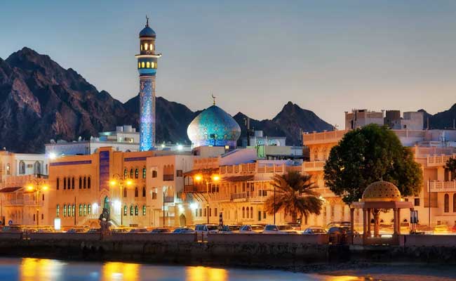 اقامت عمان