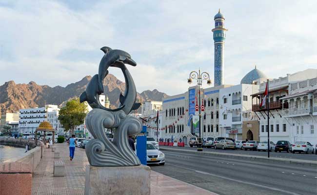 اقامت عمان